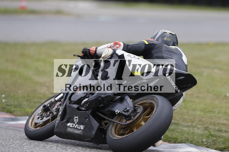 Archiv-2025/23 07.06.2025 TZ Motorsport ADR/100